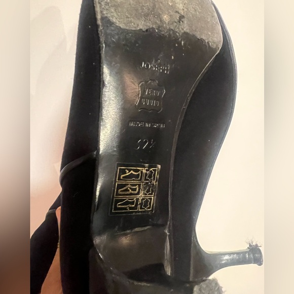 Vintage Black knee high sock boots with pointed toe and kitten heel - Picture 4 of 5